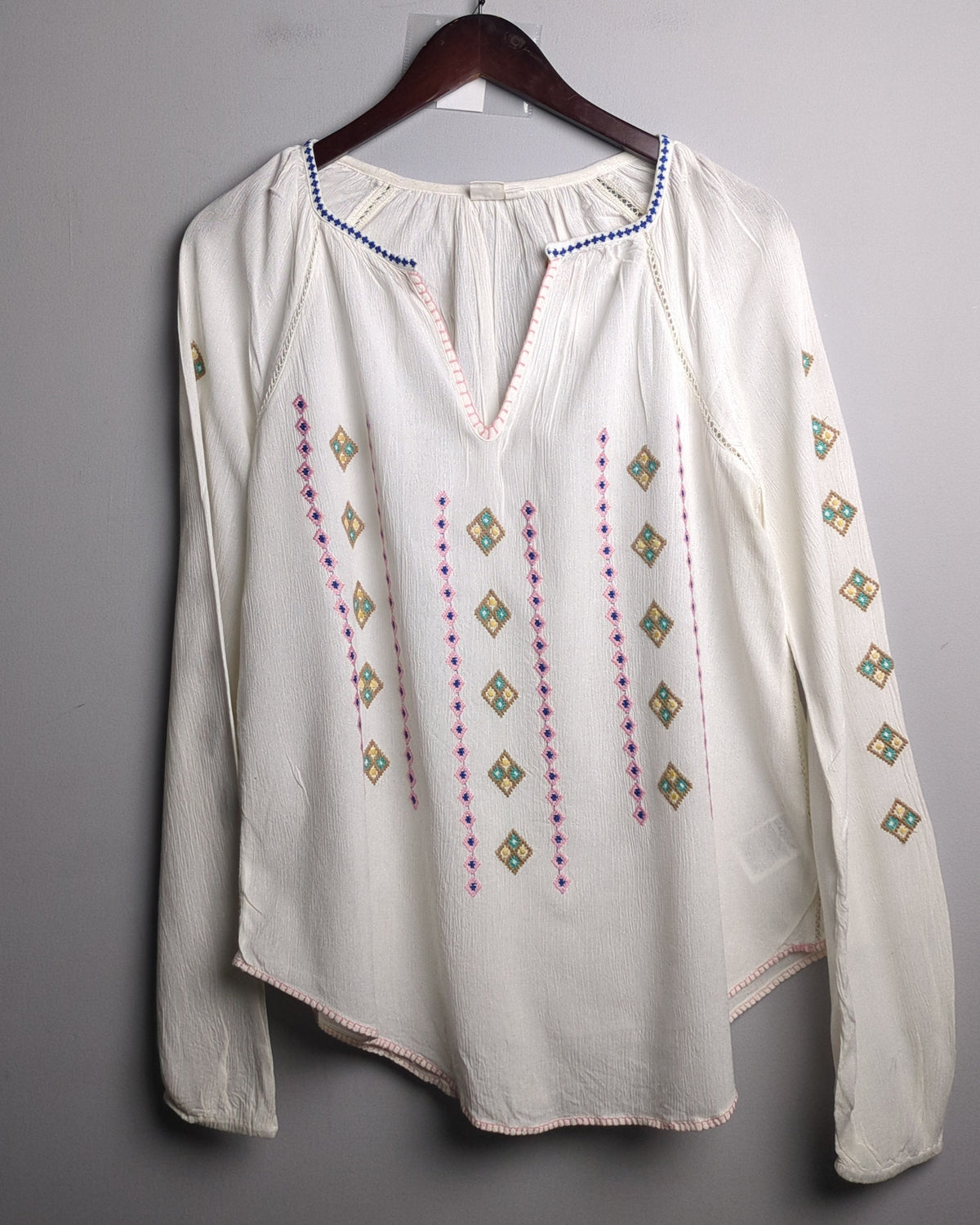 Gap White Embroidered Blouse