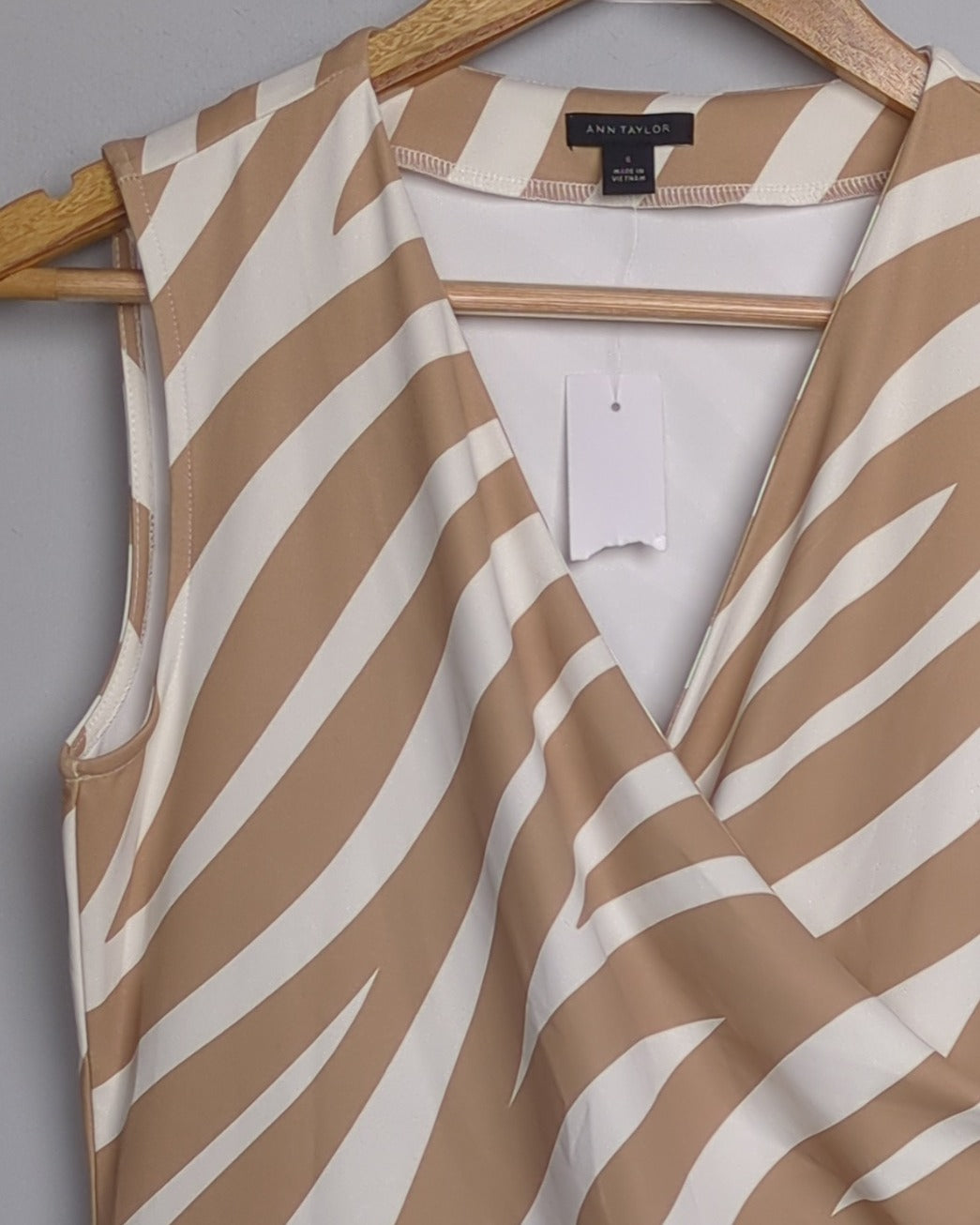 Ann Taylor Beige Printed Women's Top