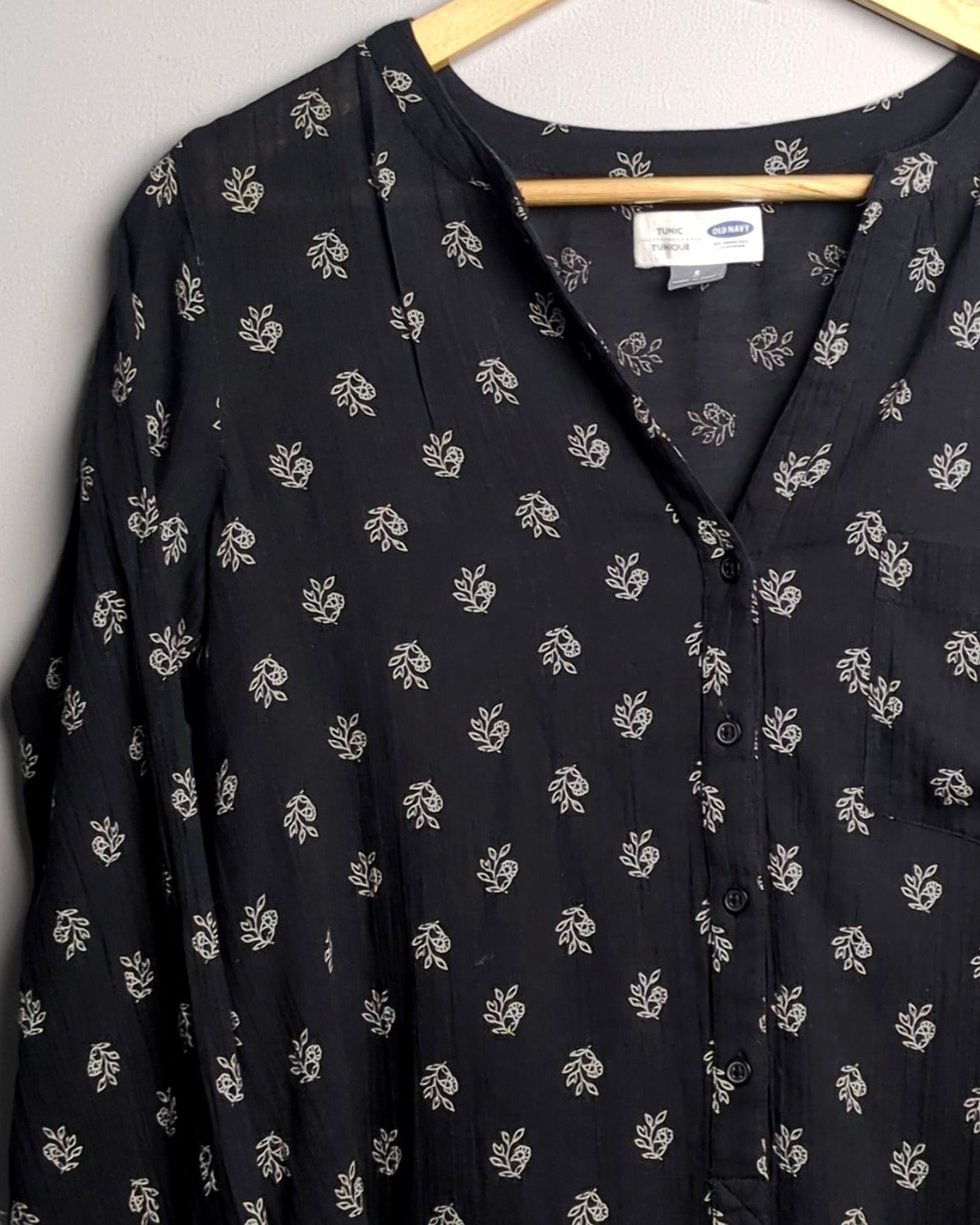 Old Navy Black Button-Down Tunic