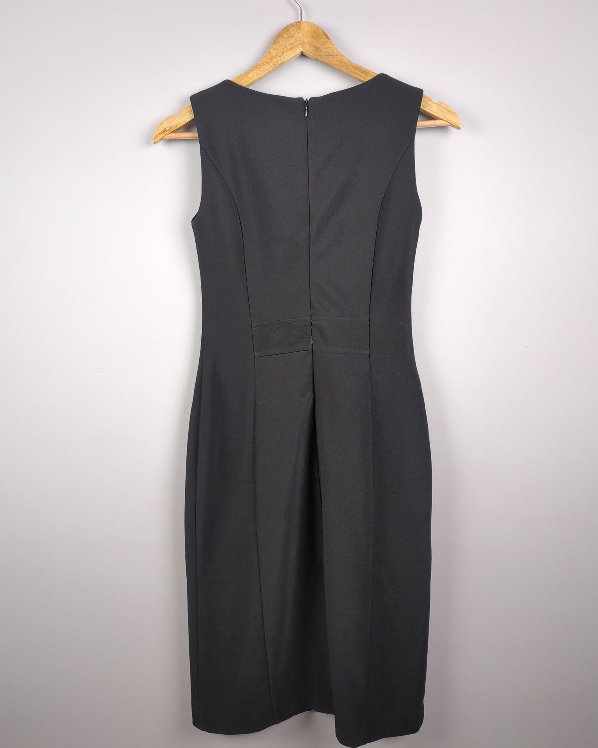 Black Sleeveless Dress