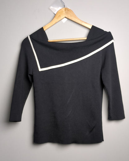 Suyi Black Asymmetric Top