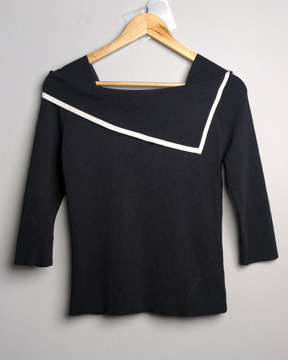 Suyi Black Asymmetric Top