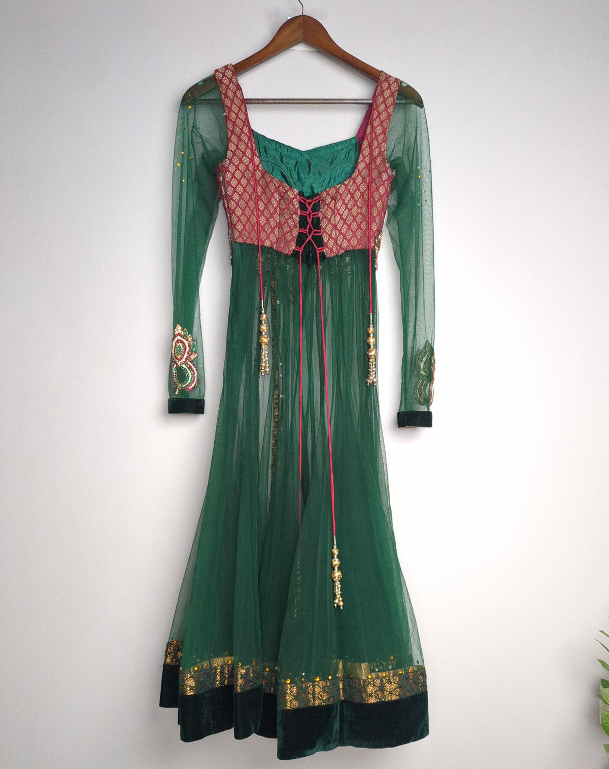 Green Embroidered Kurta
