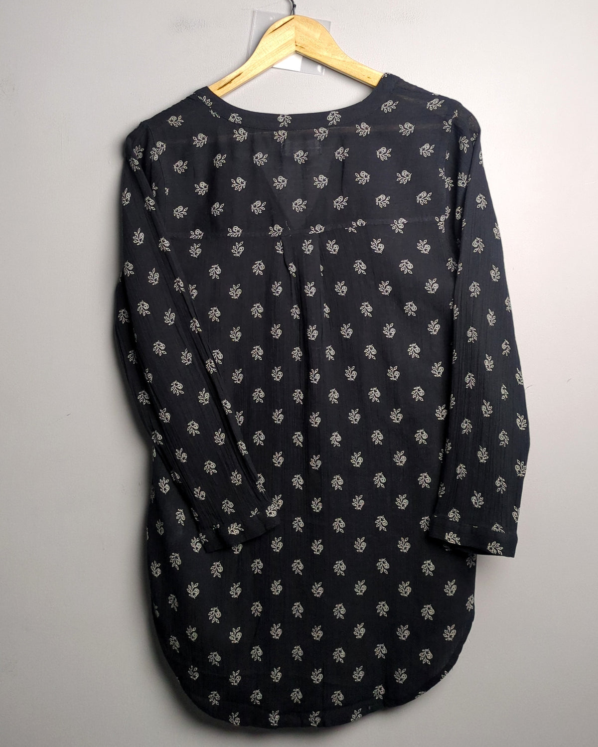Old Navy Black Button-Down Tunic