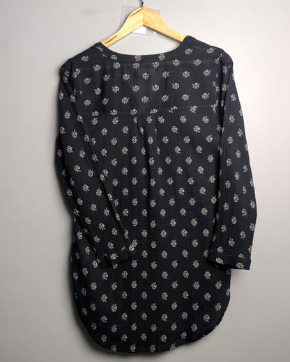 Old Navy Black Button-Down Tunic