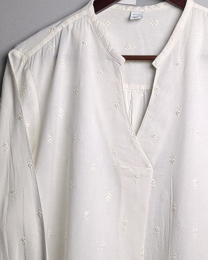 Old Navy White Embroidered Blouse